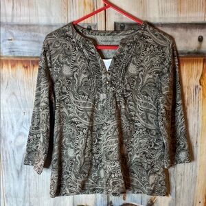 Croft & Barrow Paisley Top Olive Green Tan & Brown